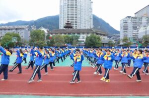 贵州剑河:活力大课间 民族文化“活”起来 贵州剑河:活力大课间 民族文化“活”起来